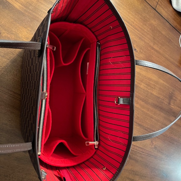 - Louis Vuitton MM NEVERFULL - Picture 5 of 9